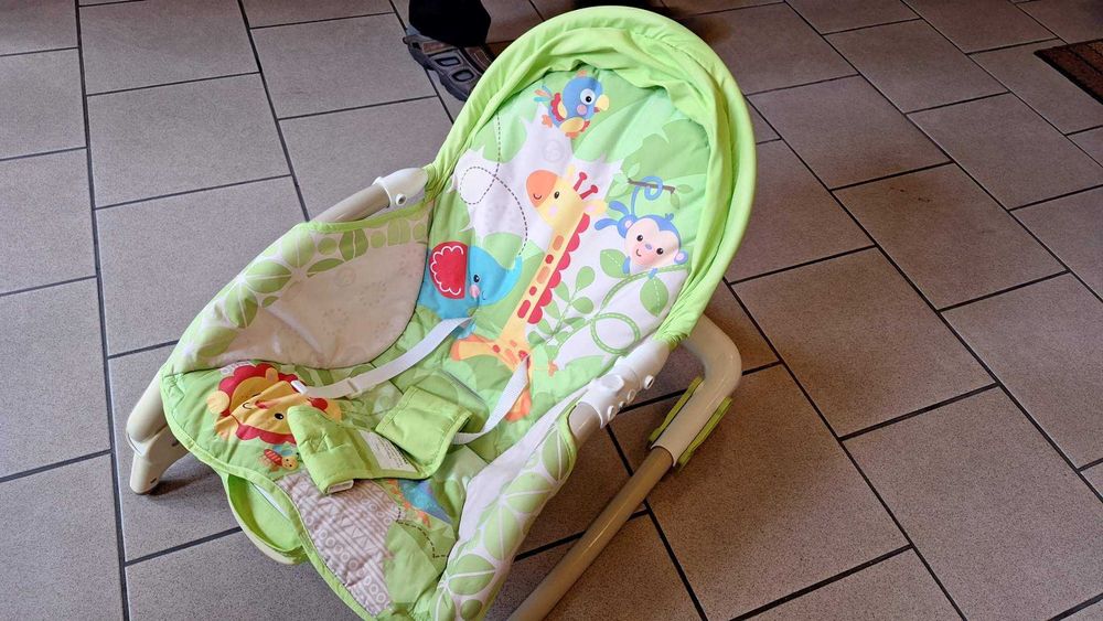 Leżaczek bujaczek dla niemowlaka  Fisher Price BCD28