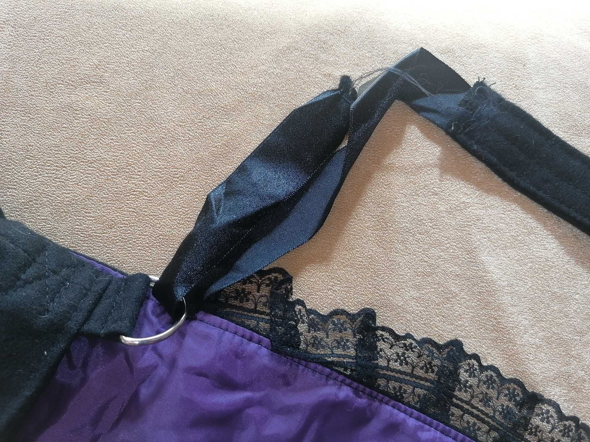 Gotycka torba na ramię handmade, A5+, do naprawy pasek