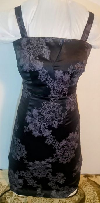 Czarna satynowa w fioletowe kwiaty 36