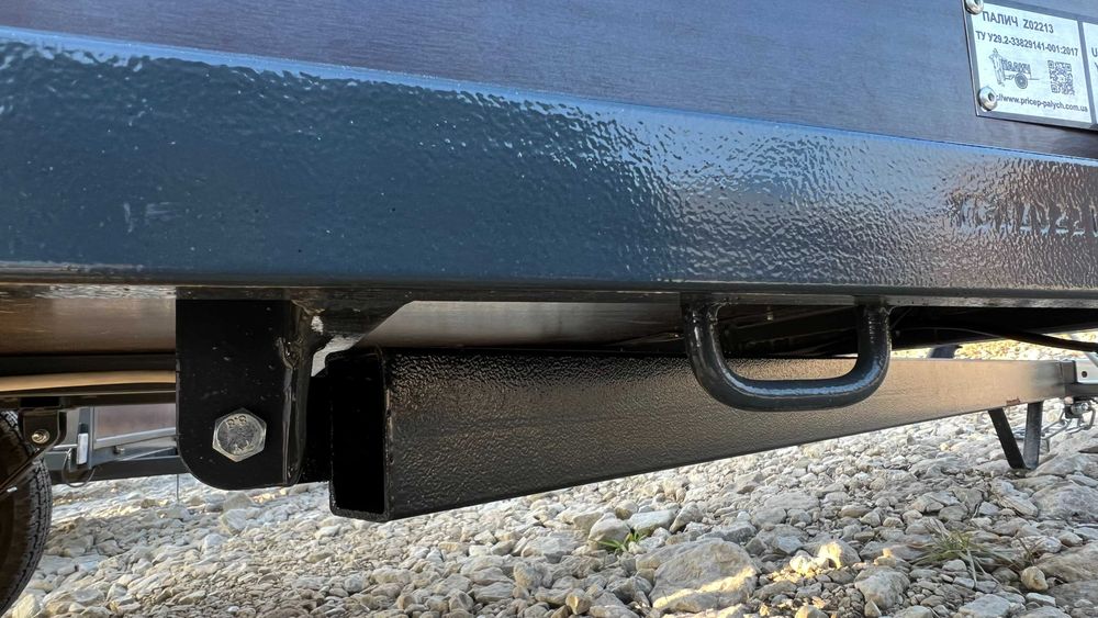 Прицеп до легкового авто : 2,15 х 1,26 м борт 60см , фанера