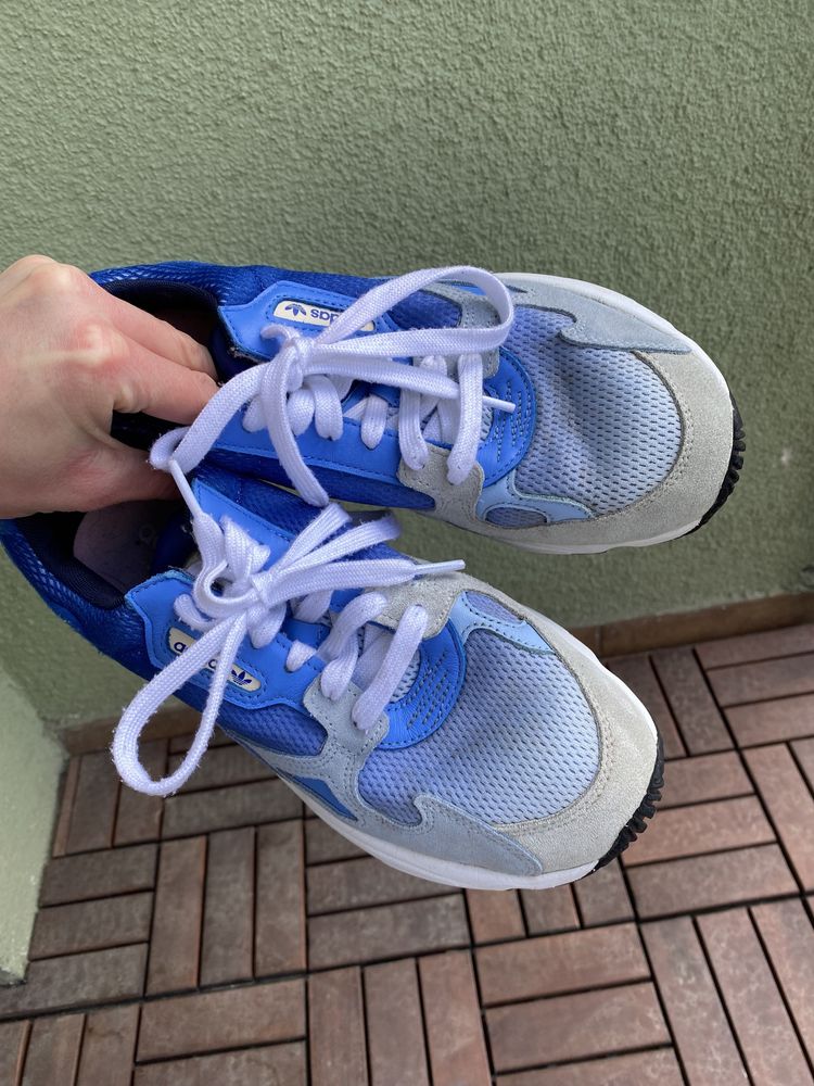 Adidas Falcon damskie rozmiar 40 i 2/3