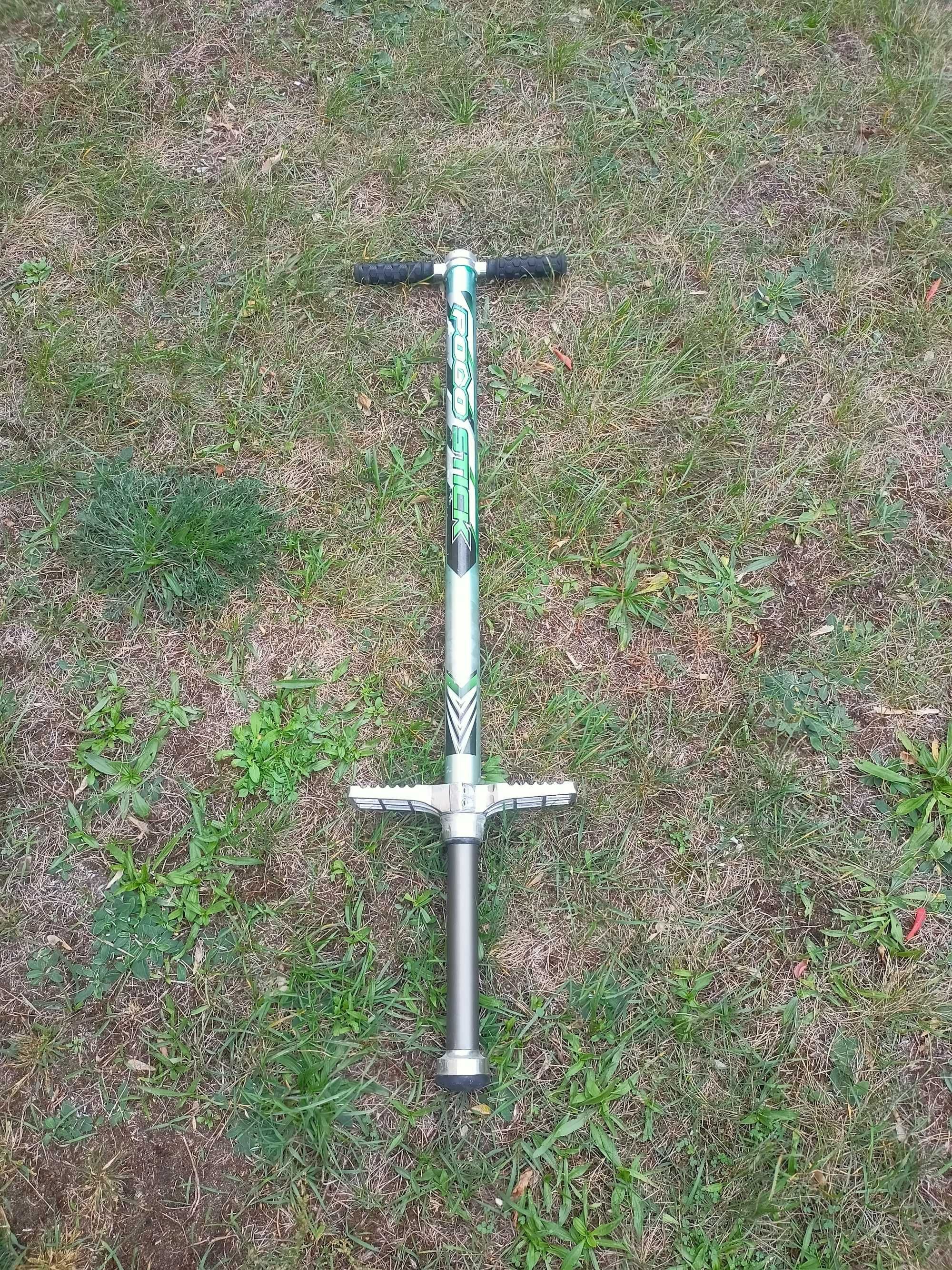 Pogo stick waga 35-80kg