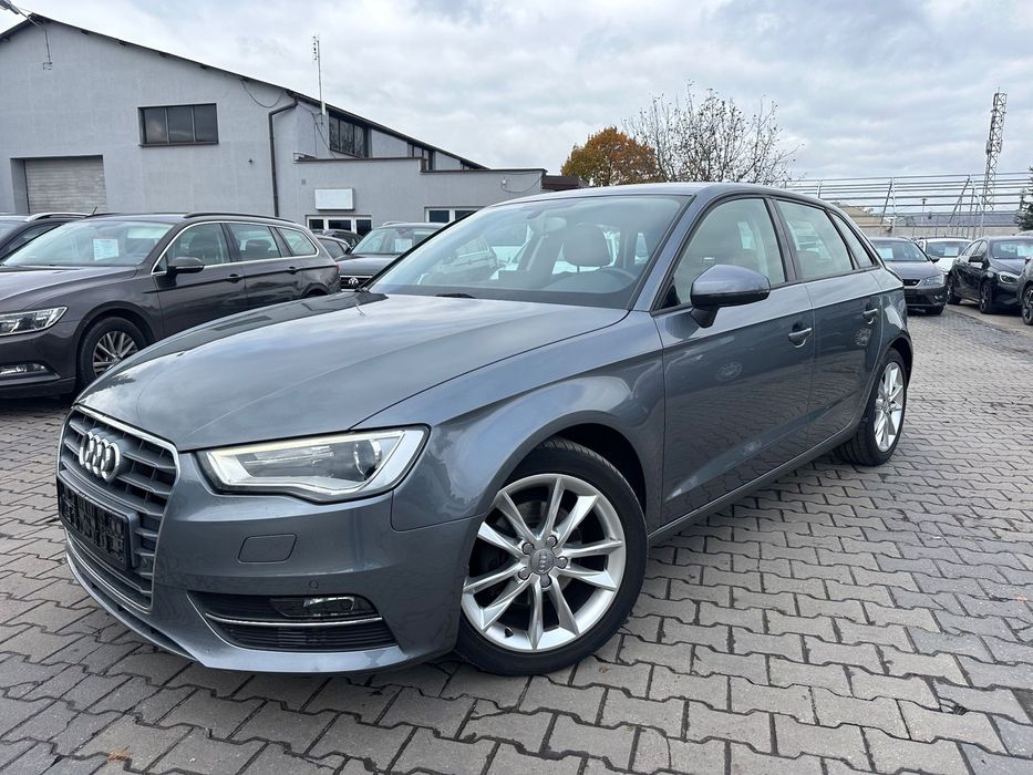 Audi A3 Sportback '' Nowy Model '' 2.0-TDI 150KM # ALU # Navi # Serwis # Ideał
