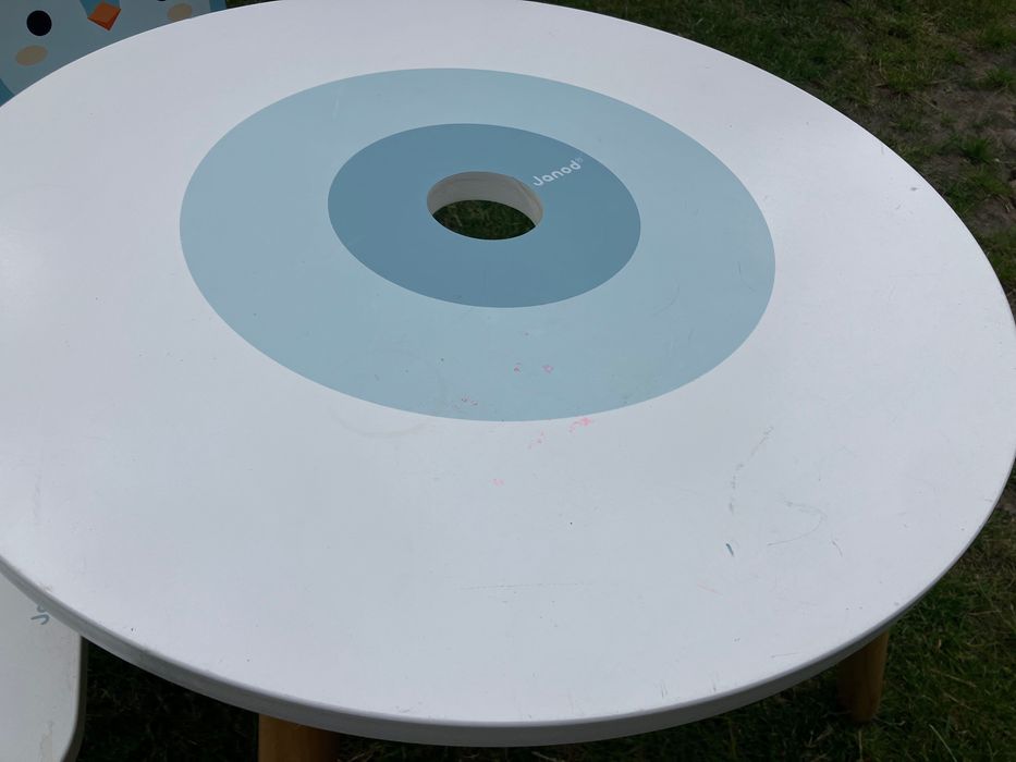 Zestaw drewnianych mebelków Janod Arktyka stolik + 2 krzesełka