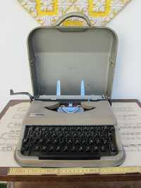 Máquina de Escrever Antares Antiga