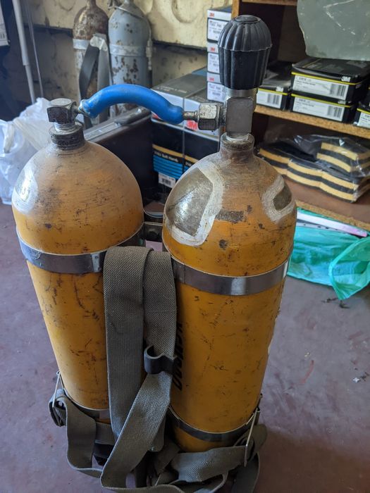 Балони  АВМ7 або Україна 2