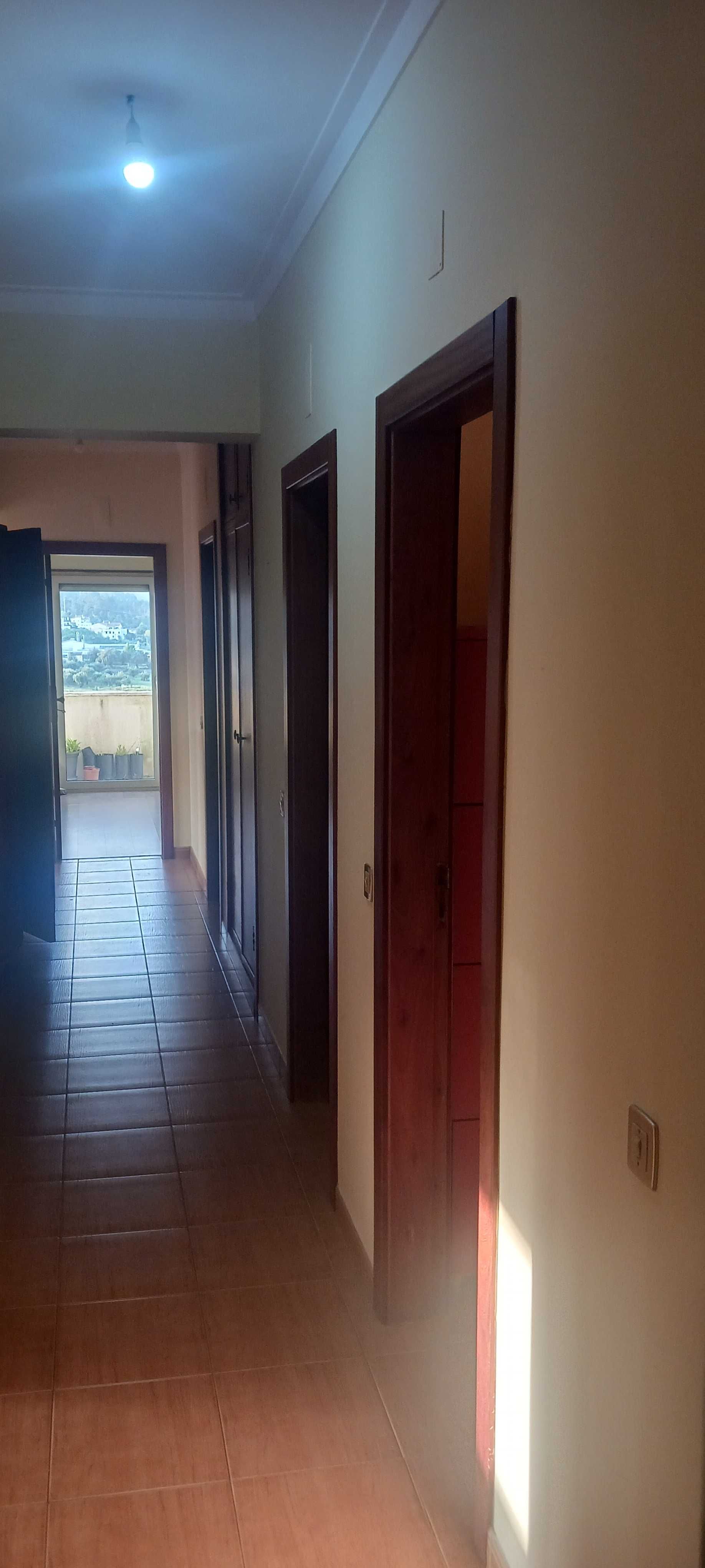 Apartamento T3 remodelado centro de Ansião