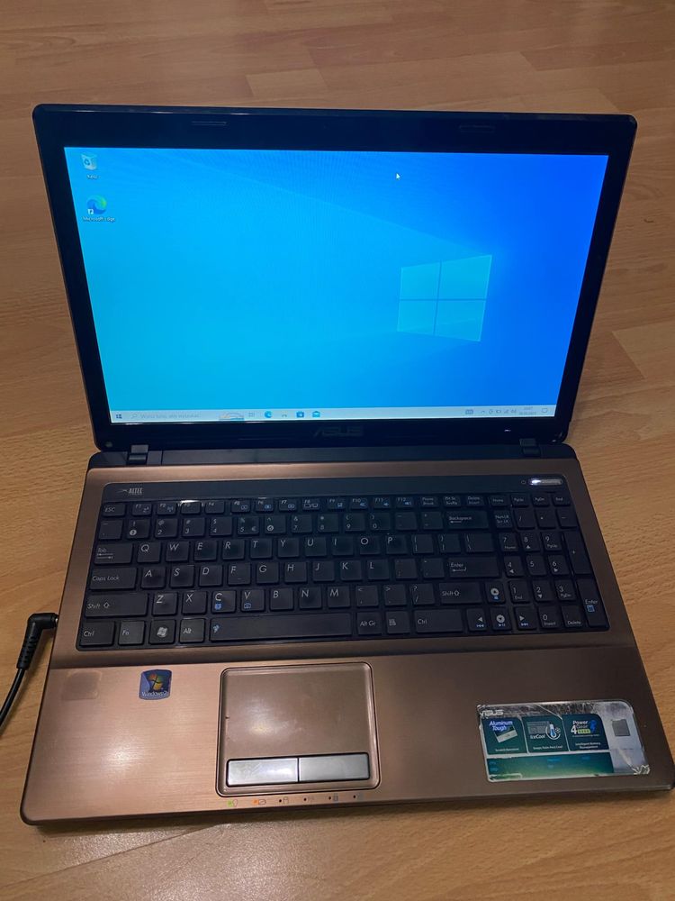 Notebook Laptop Asus 15,6" K53SJ i3-2310M SSD 120GB 3GB W10 Home
