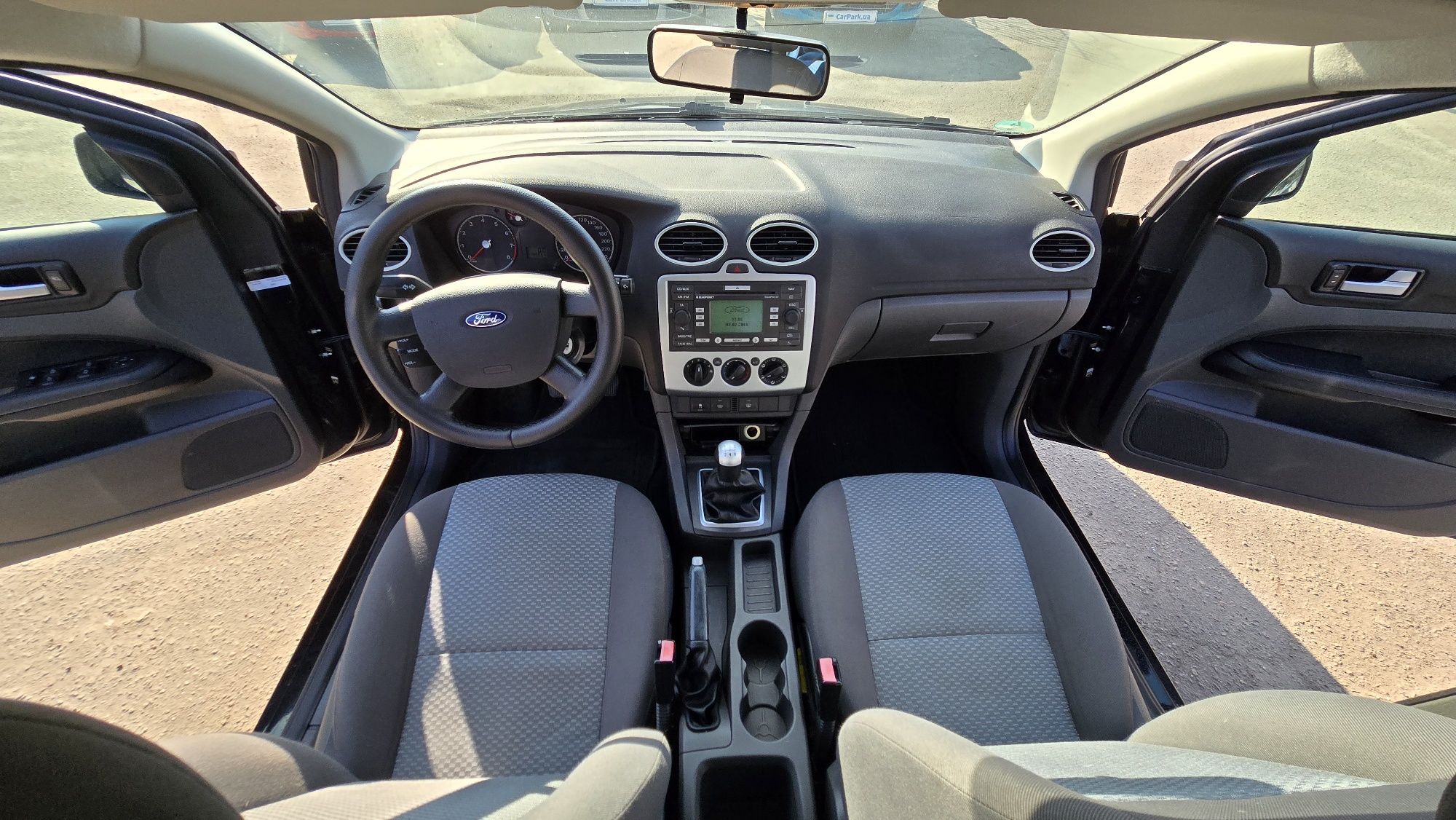 Ford Focus 2006, 1.6 бензин, підігрів лобового скла