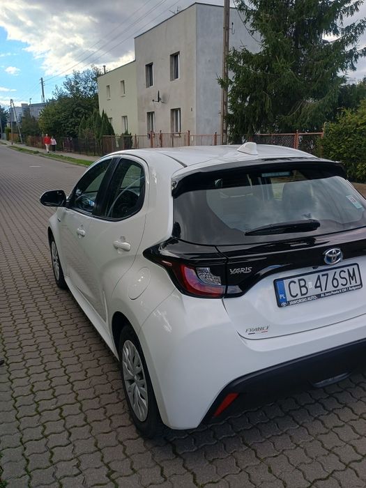 Toyota Yaris 4 hybryda automat