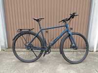 Rower miejski Cube Travel EXC rozm. M na pasku z upgradami
