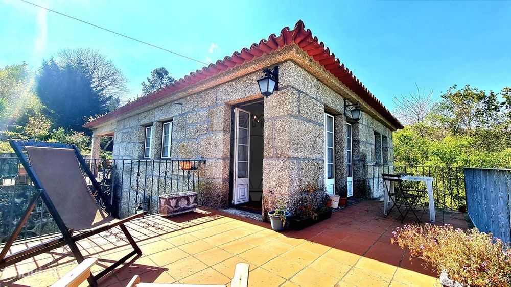 Moradia T4 para venda