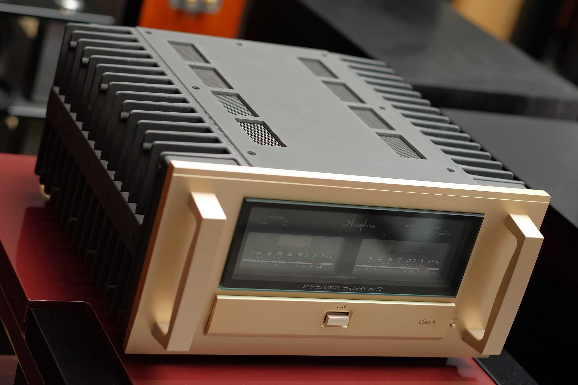 Accuphase A-70 wzmacniacz mocy używany