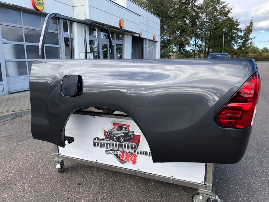 Skrzynia ładunkowa paka Toyota Hilux 1.5 cab