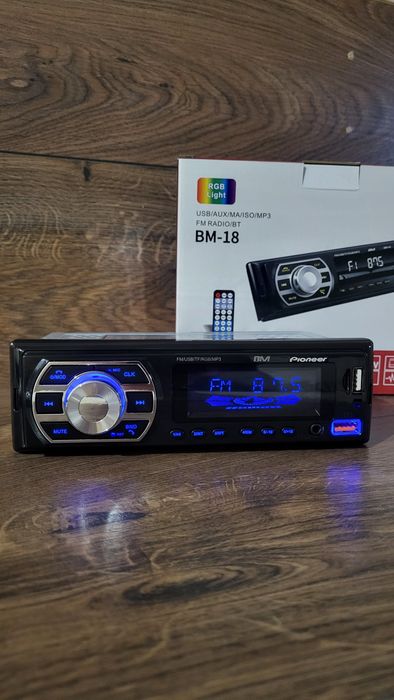 Bluetooth магнітола BM-18/USB/AUX/змінна підсвітка