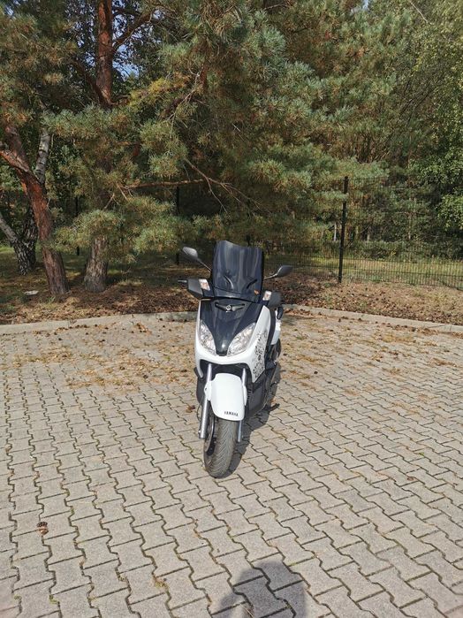 Yamaha x Max 125