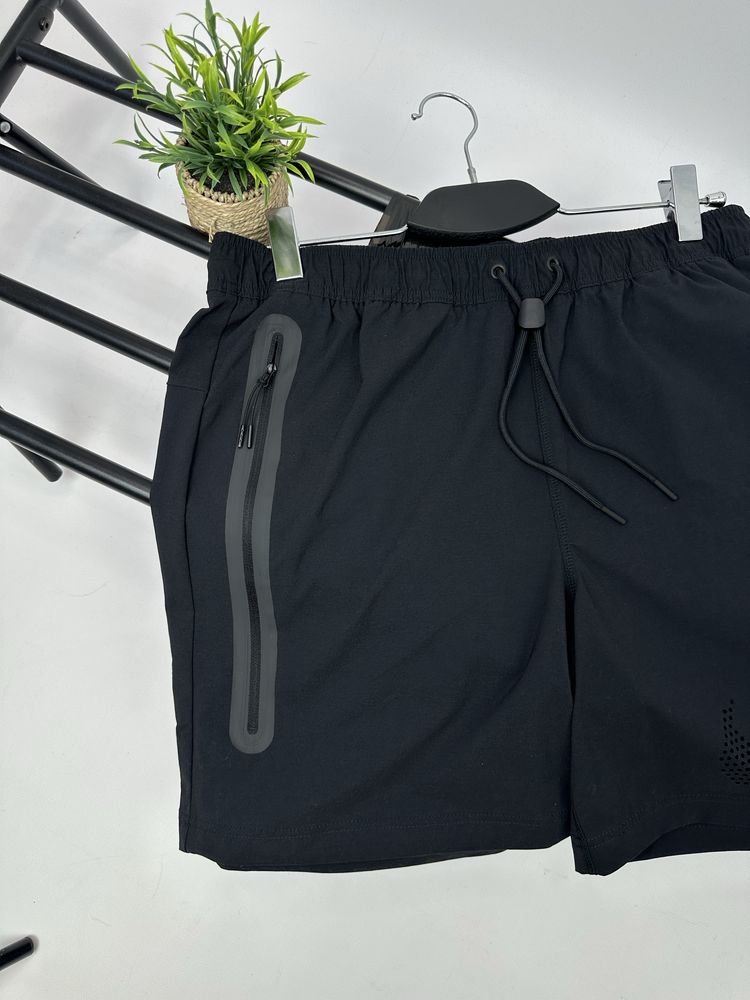 Шорти Nike TECH  Fleece  WOVEN SHORTS HJ0679-010 Оригінал.