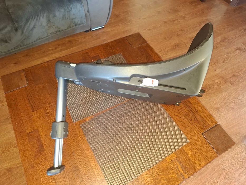 Fotelik Cybex  plus baza