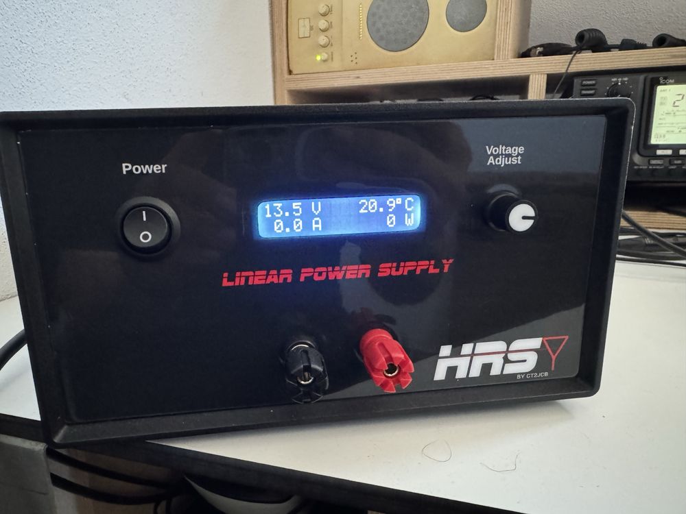 Fontes de alimentação 13.8v