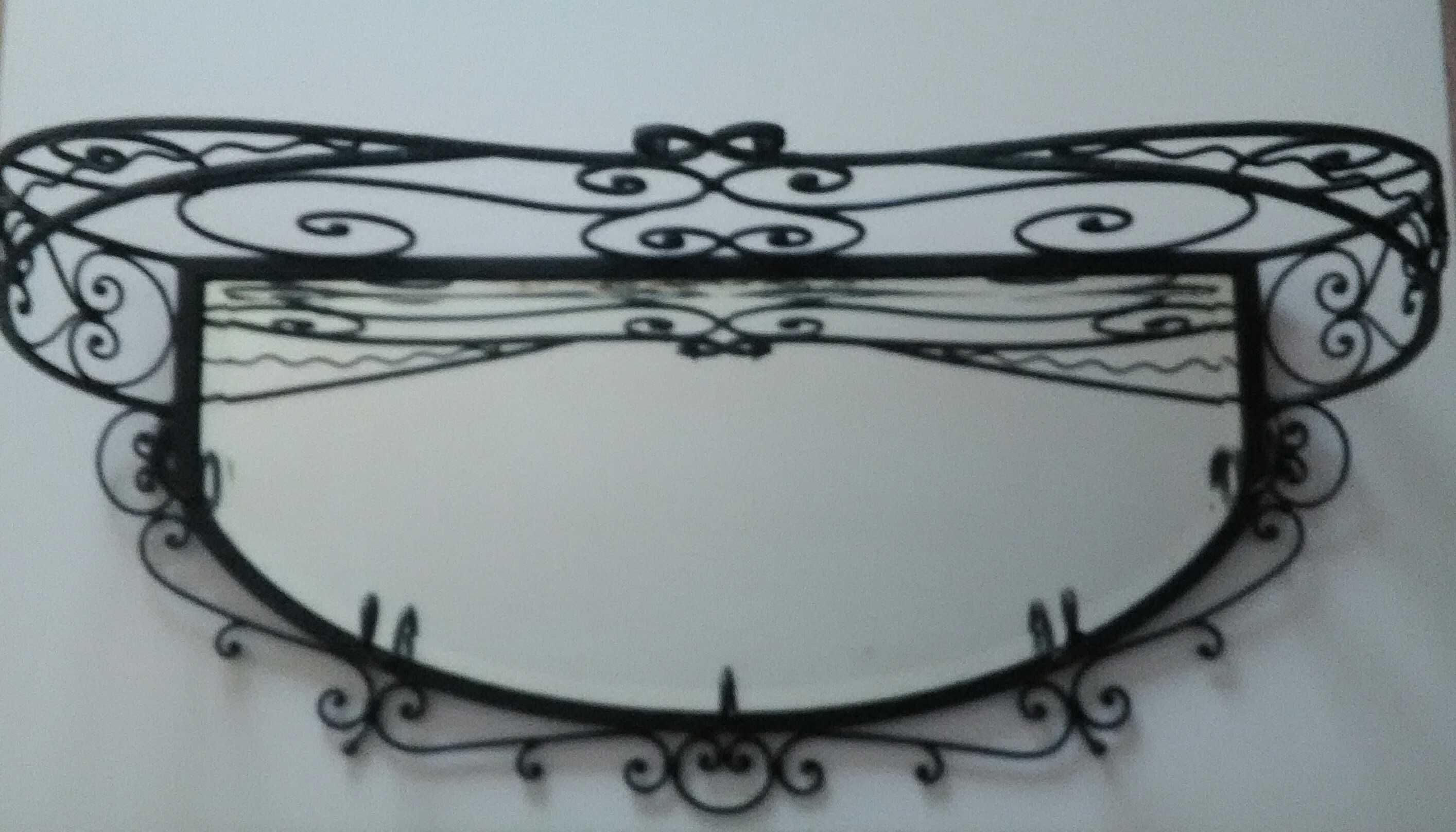 Mesa / mesinha + cabide
