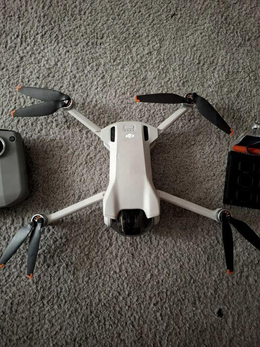 Sprzedam Dji mini 3