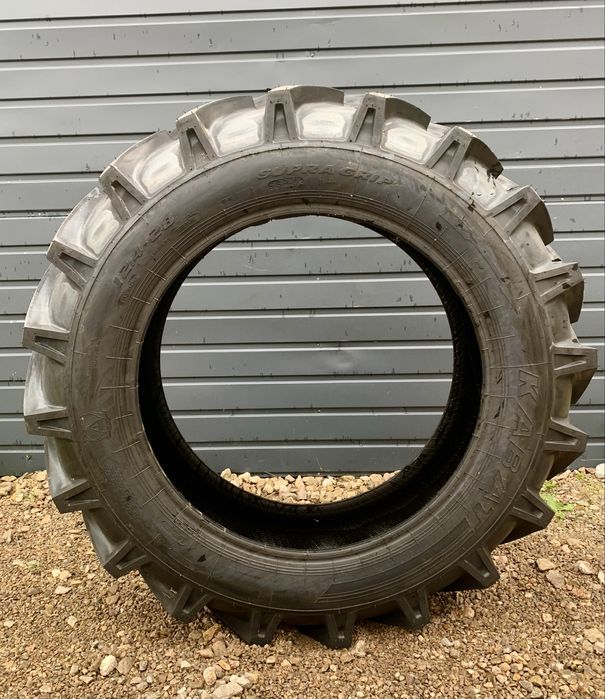 Polska opona 12.4-28 KABAT 8PR - URSUS C330 - Dostawa gratis
