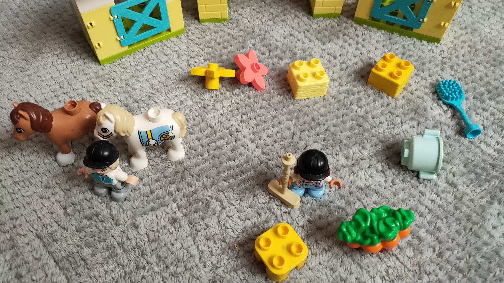Klocki LEGO Duplo 10951 konie