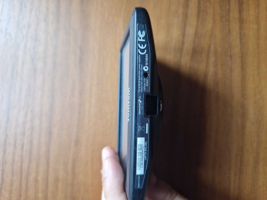 GPS TomTom com Cabo USB-A