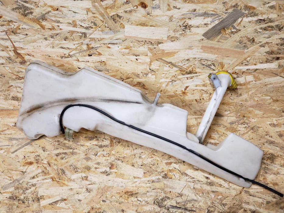 Бачок омывателя под омыватель фар под датчик NISSAN разборка