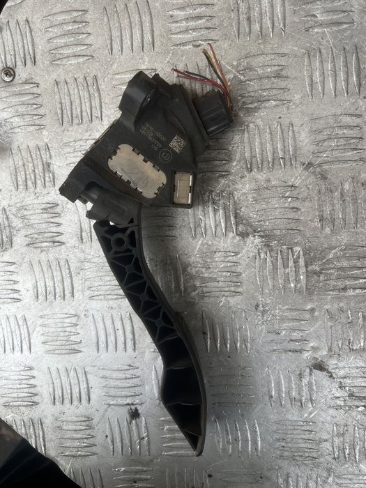 7811002020 Toyota Педаль газа (акселератора)