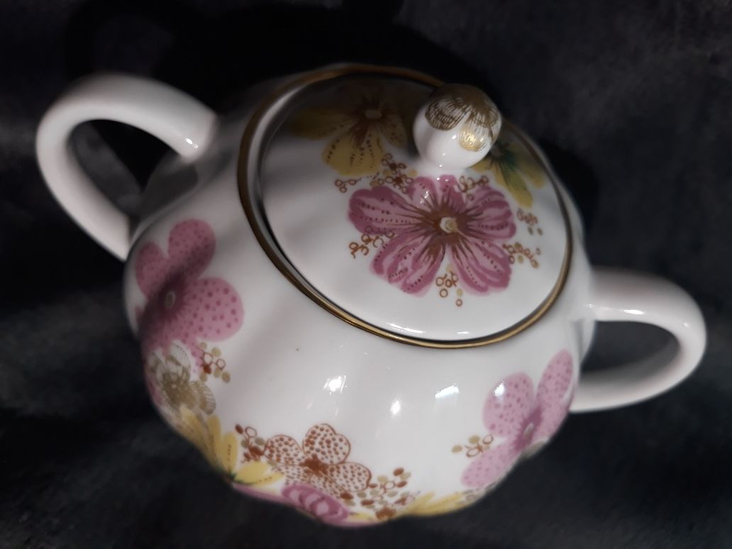 Cukiernica porcelana rosyjska Łomonosow