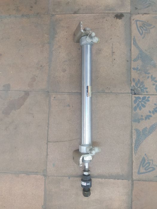 Пневмоцилиндр SMC