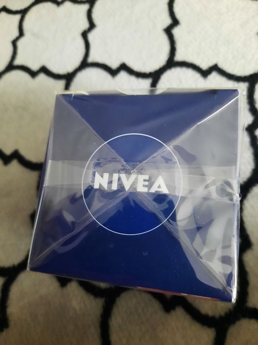 Nivea krem ujedrniajacy na noc 50+