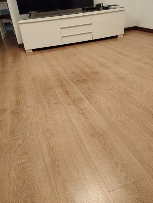 Móvel de TV semi novo