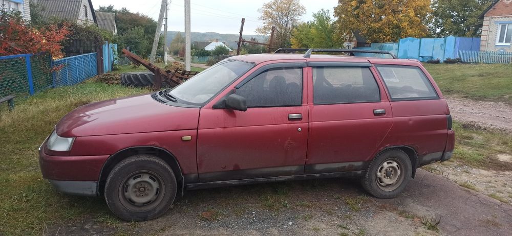 Автомобиль ВАЗ 21111 универсал