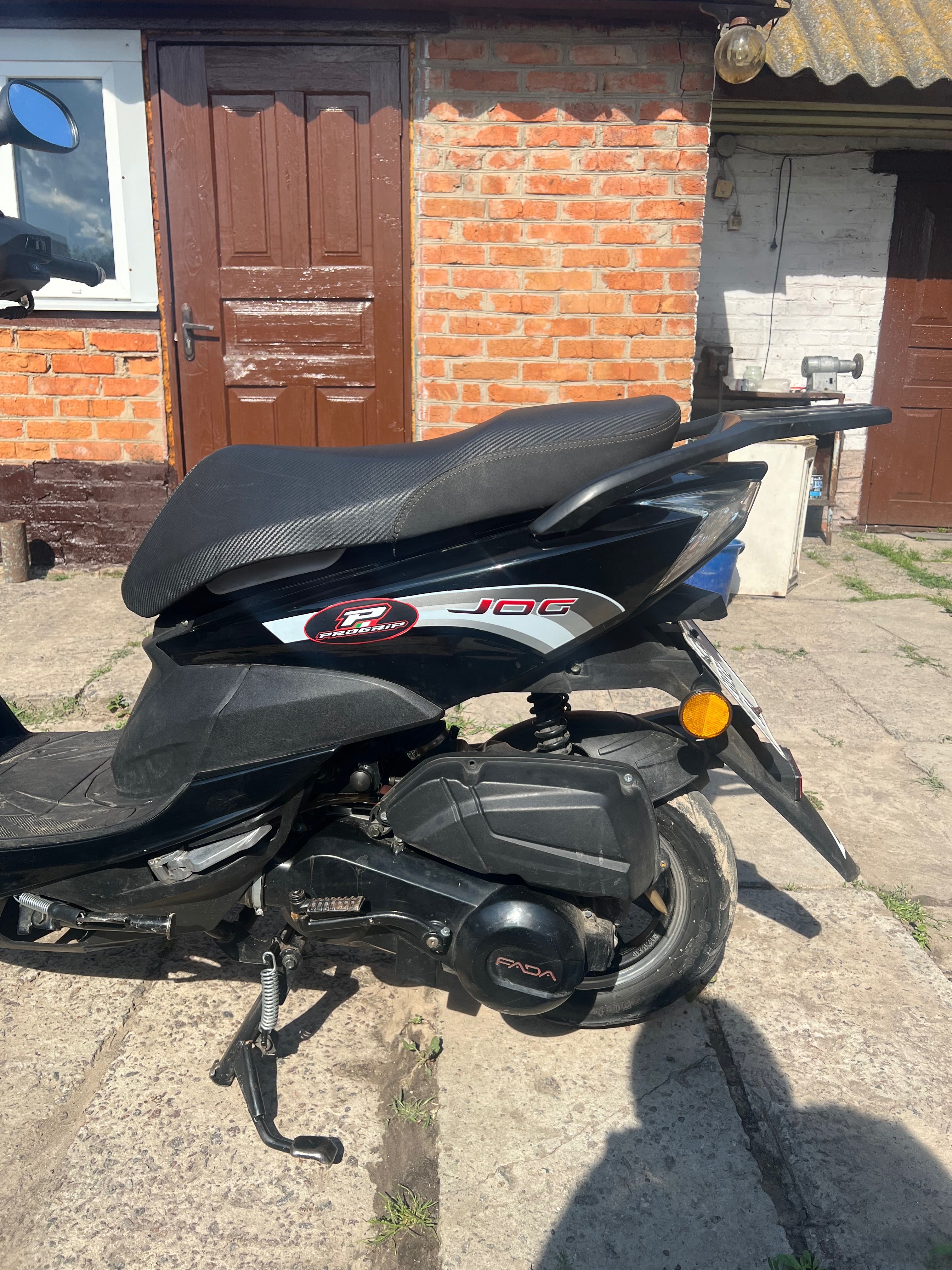 Скутер Fada Jog 125