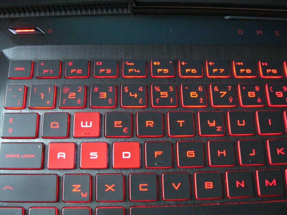 Laptop Gamingowy HP Omen 15 SSD i7 ram 16gb GTX 1050ti 4g igła