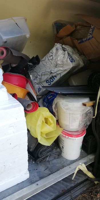 Pozostałości po budowie