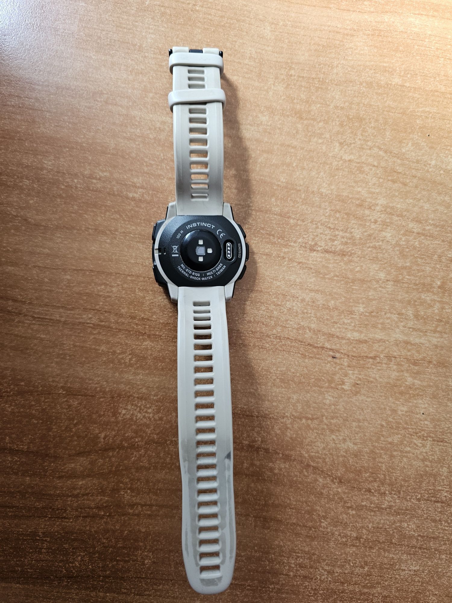 Garmin instinct 1