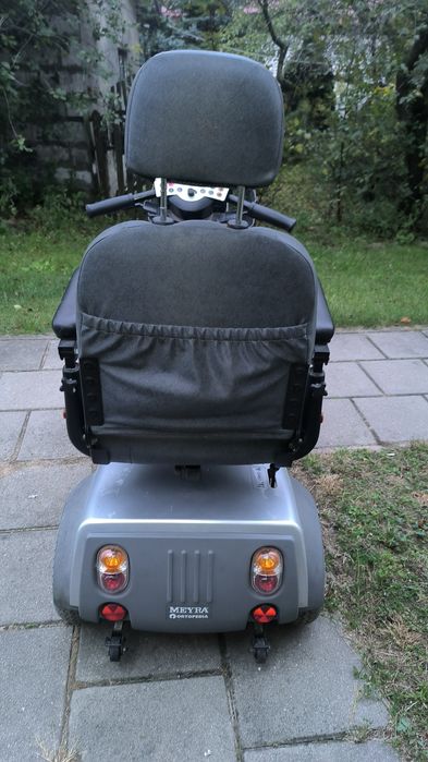 Wózek, skuter elektryczny dla niepełnosprawnych