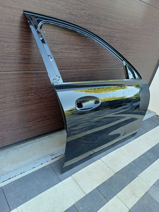 drzwi prawe przednie mercedes c klasa w 206