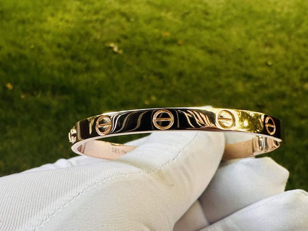 Золотой браслет cartier 585