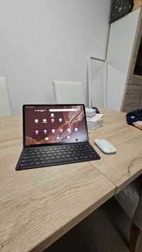 Tablet Samsung Tab S8+. 12.4"". 8+128Gb. S Pen. Wi-Fi + akcesoria