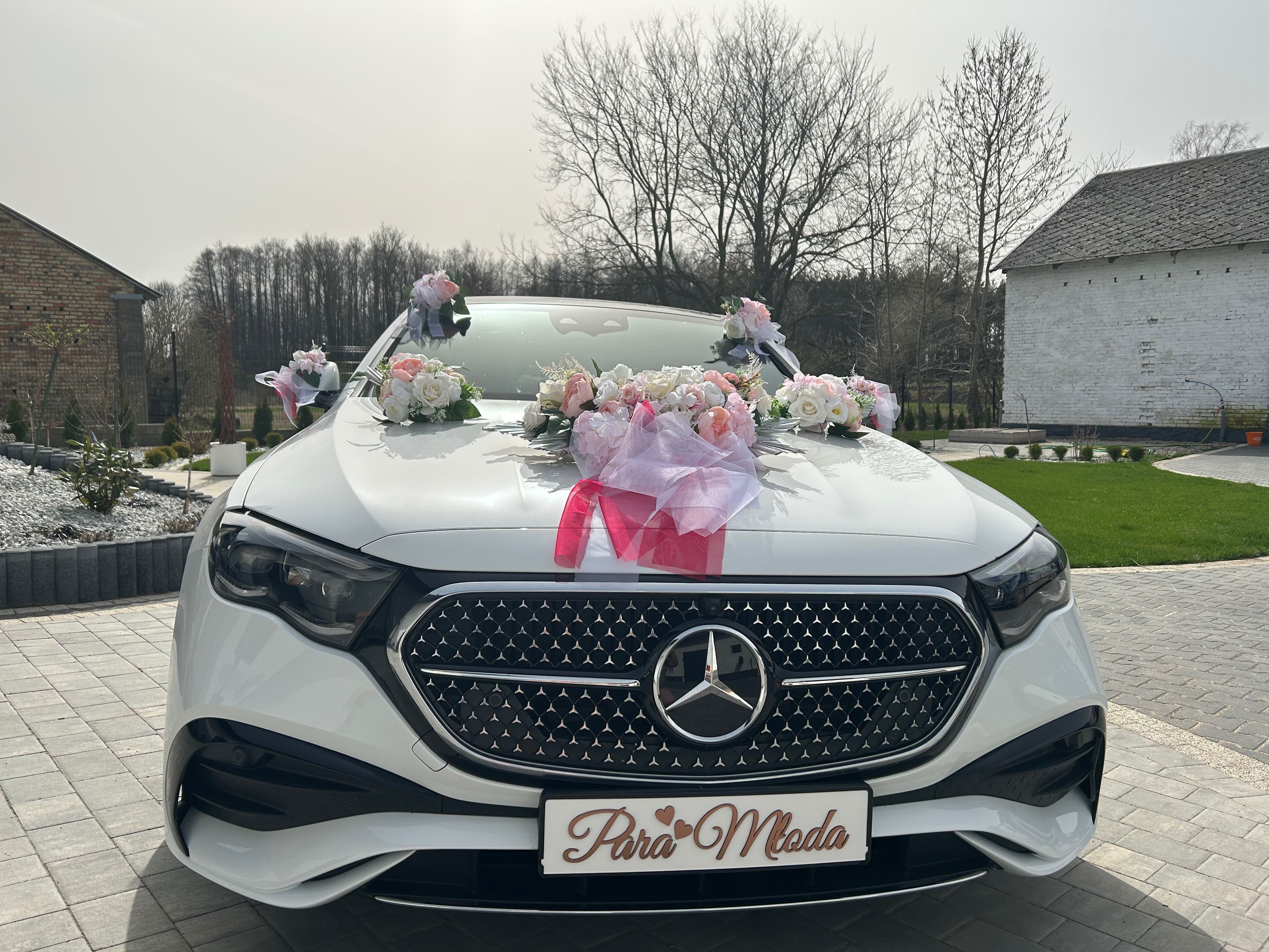 Samochód / auto do ślubu biały Mercedes