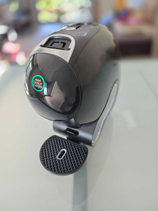 Máquina de Café Dolce Gusto NEO