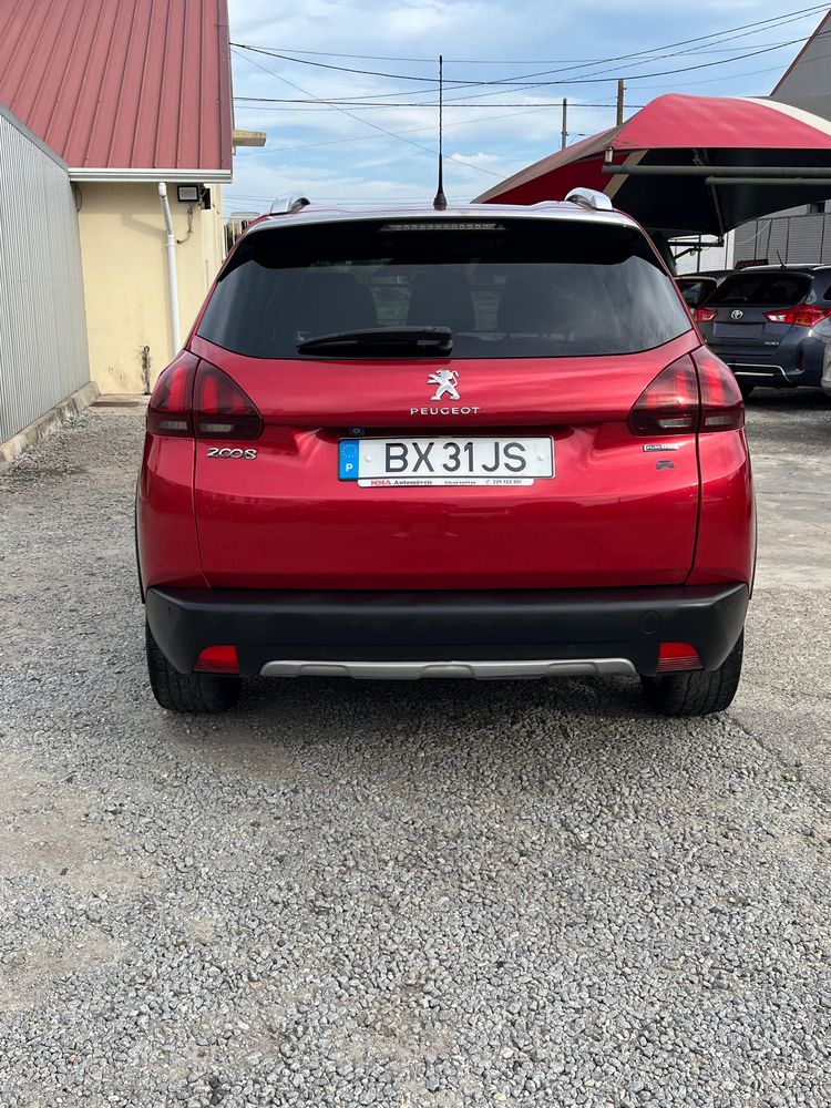 Peugeot 2008 1.2 thp gtline