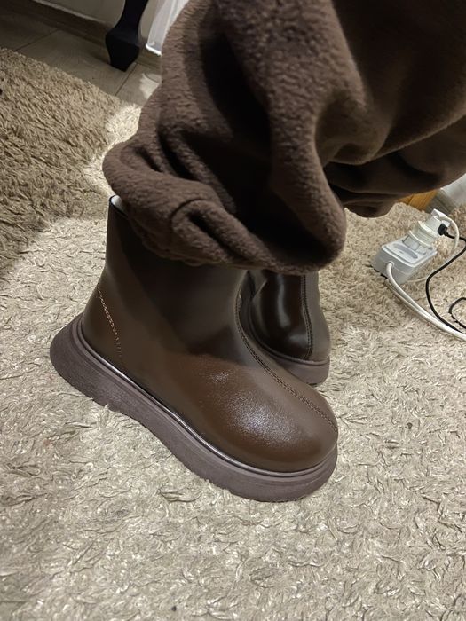 Зимові ботинки для дівчинки