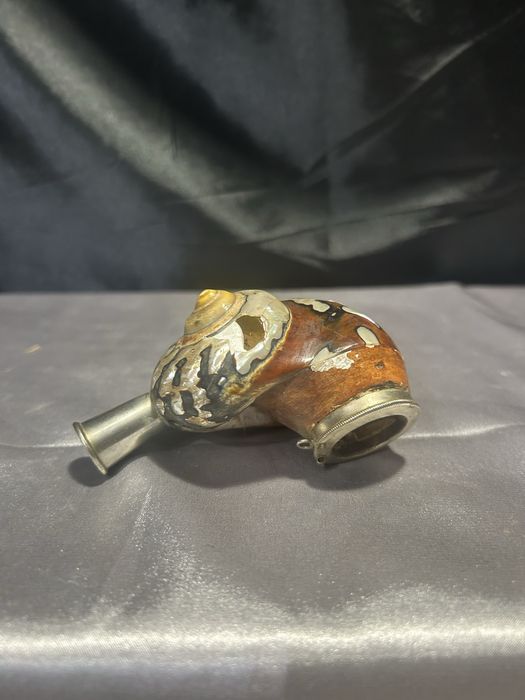 Fajka dekoracyjna w muszli – Niepowtarzalna ozdoba – Kolekcjonerska