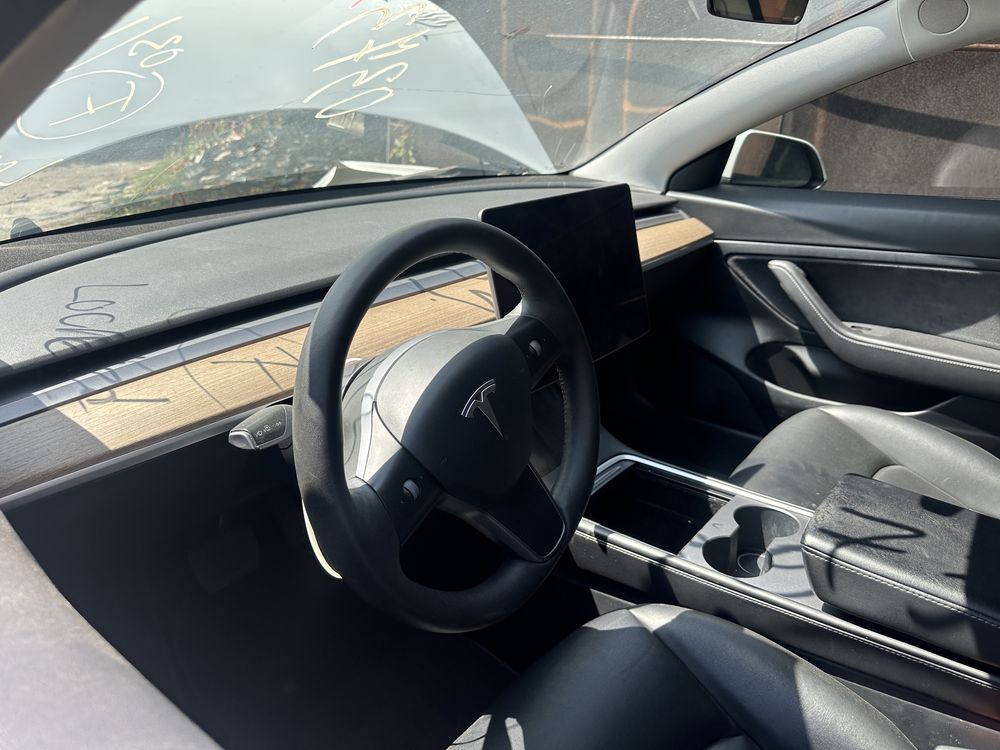 Продам Teala Model 3 2021 года