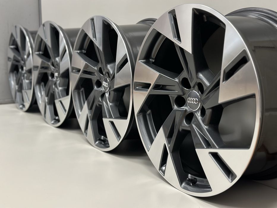 Оригінальні диски Ауді Q7 4M E-Tron 5x112 R20. 4KE601025T